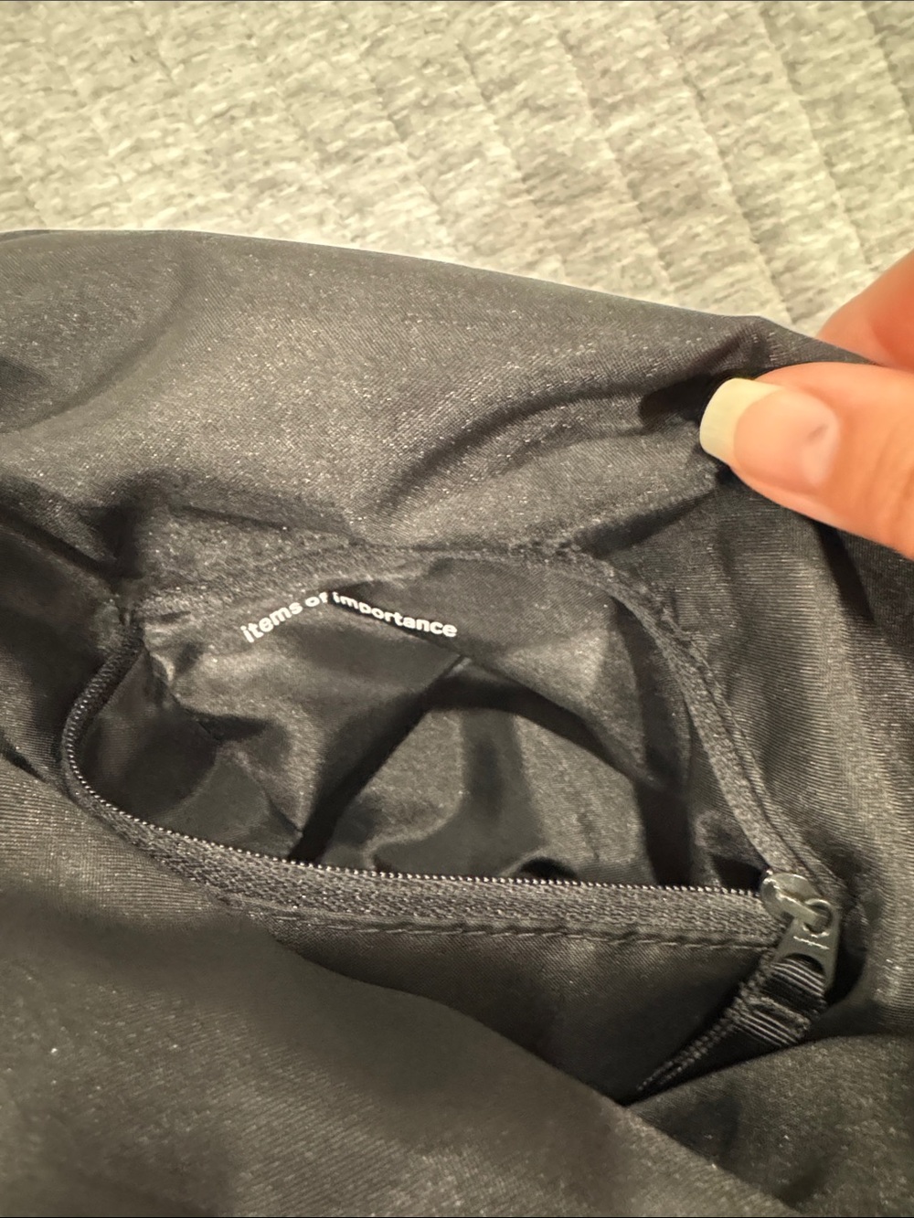 Lululemon All Night Festival Bag 5L - Picture 13 of 15
